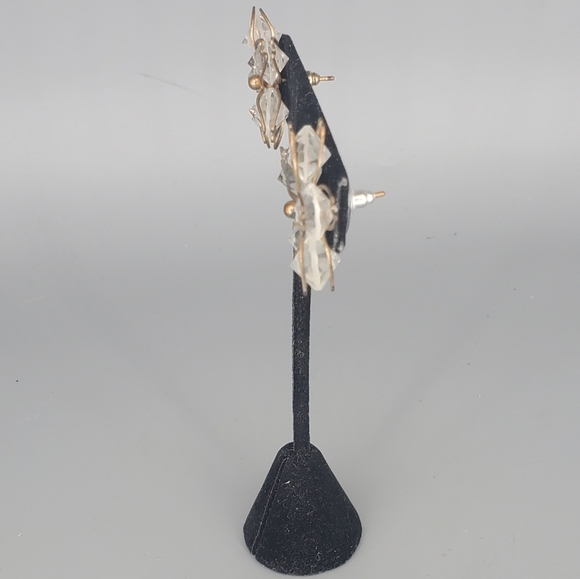 Flower 3D Crystql Earrings and Rhinestone Bracelet Set - Picture 4 of 8